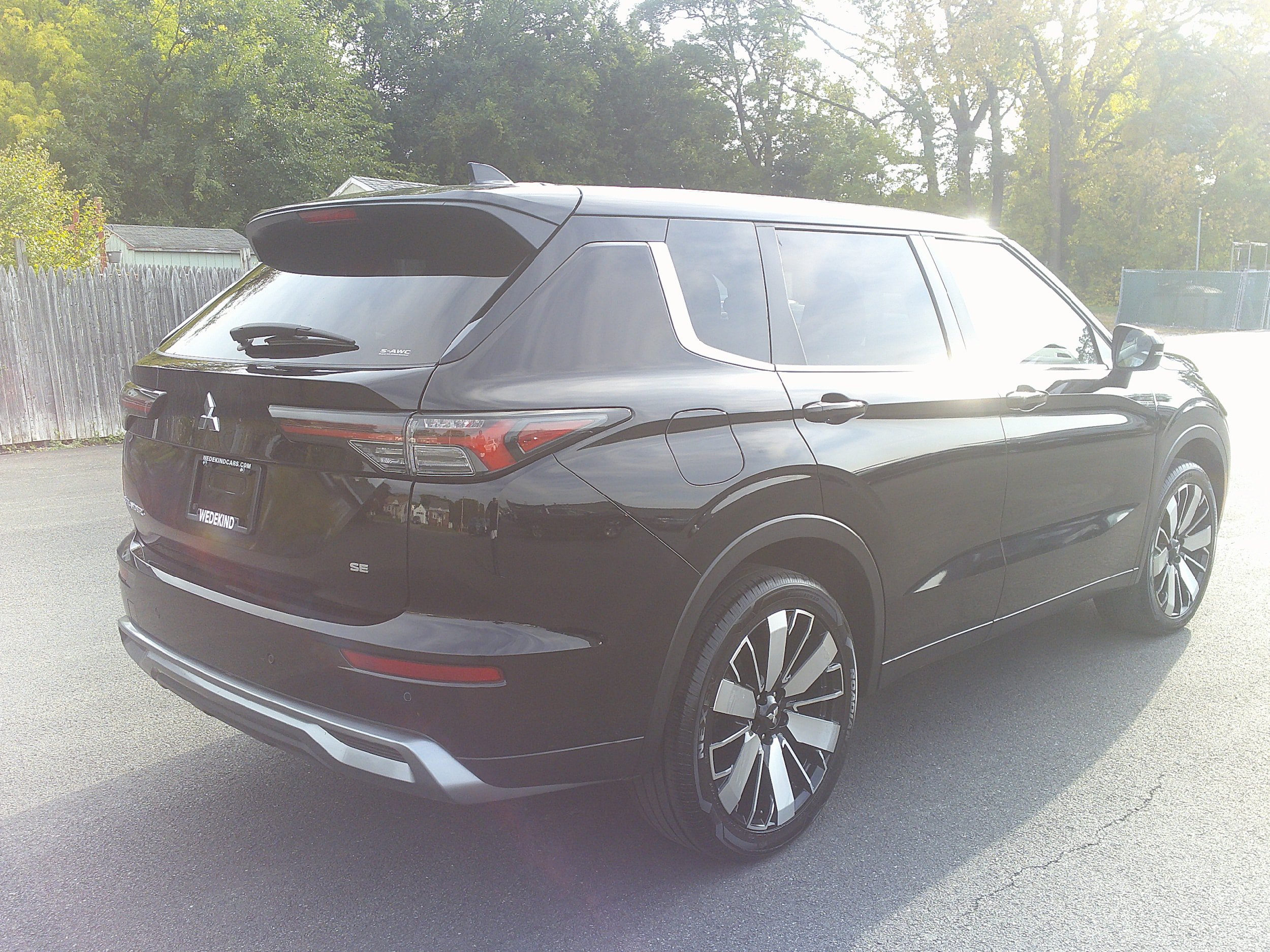 Used 2025 Mitsubishi Outlander SE AWD/4WD image 5