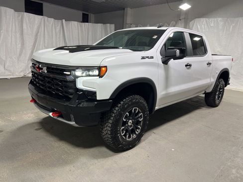 New 2026 Chevrolet Silverado 1500 ZR2 w/ LPO, Dark Essentials Package AWD/4WD image 3