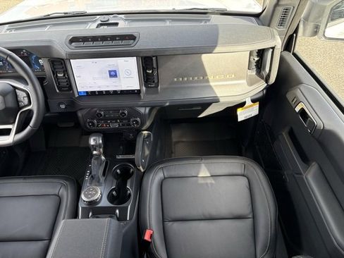 New 2025 Ford Bronco Badlands image 37