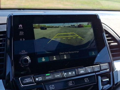 Certified 2024 Honda Odyssey Sport image 18