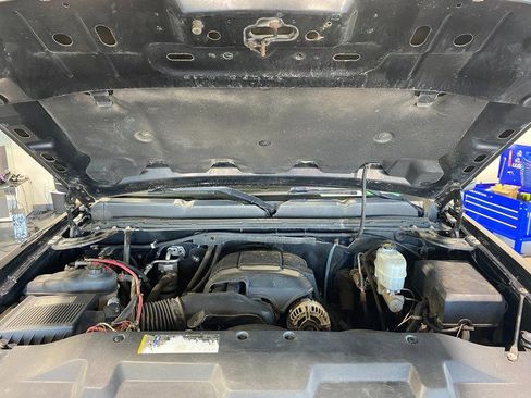 Used 2010 Chevrolet Silverado 2500 LTZ w/ LTZ Plus Package image 26