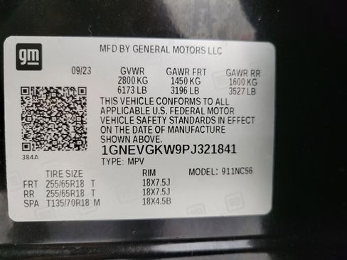 Certified 2023 Chevrolet Traverse LT w/ LPO, Floor Liner Package image 30