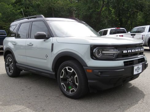 Used 2021 Ford Bronco Sport Outer Banks AWD/4WD image 3