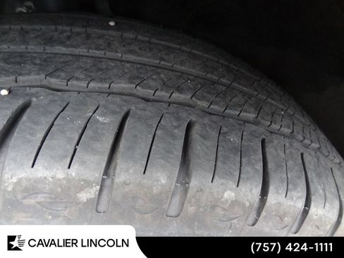 Used 2022 Lincoln Corsair Reserve w/ Equipment Group 201A AWD/4WD image 13