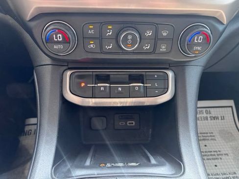 Used 2023 GMC Acadia Denali w/ Denali Technology Package AWD/4WD image 25