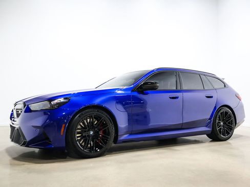 Used 2025 BMW M5 Touring image 13