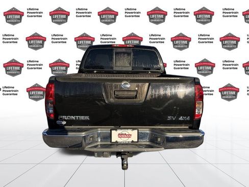 Used 2019 Nissan Frontier SV image 4