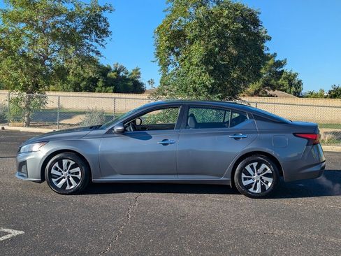 Certified 2023 Nissan Altima 2.5 S image 3