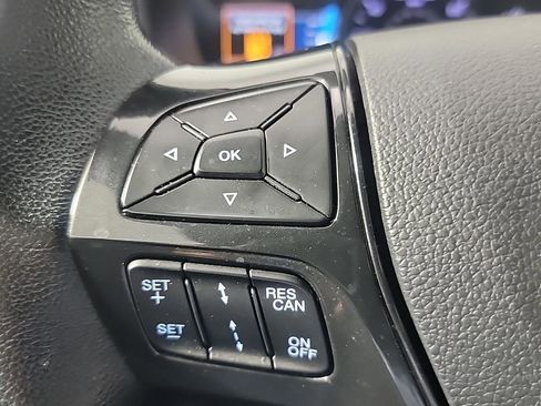 Used 2018 Ford Explorer XLT w/ Equipment Group 201A image 26