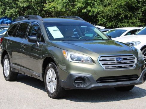 Used 2017 Subaru Outback 2.5i AWD/4WD image 1