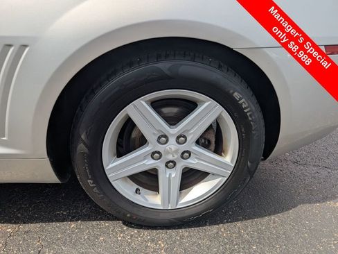 Used 2011 Chevrolet Camaro LT RWD image 19