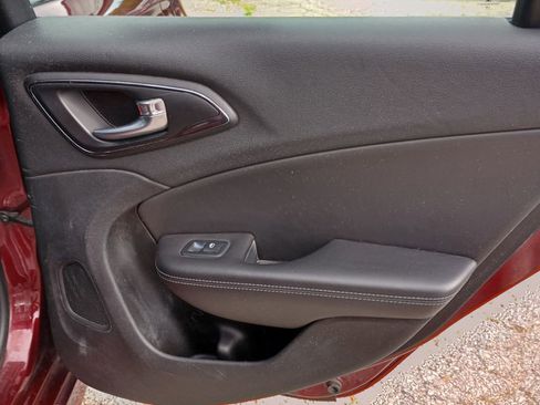 Used 2015 Chrysler 200 S w/ Navigation & Sound Group I FWD image 19
