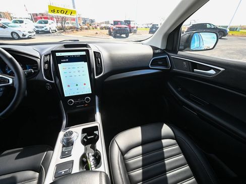 Certified 2024 Ford Edge SEL w/ Convenience Package image 34