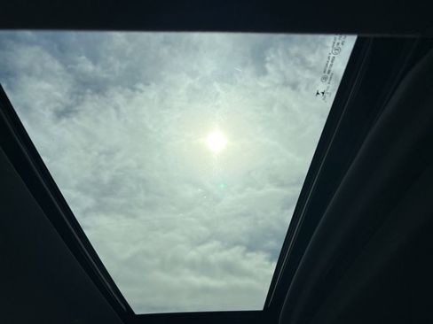 Used 2021 Chevrolet Silverado 1500 LT Trail Boss w/ Convenience Package II image 15