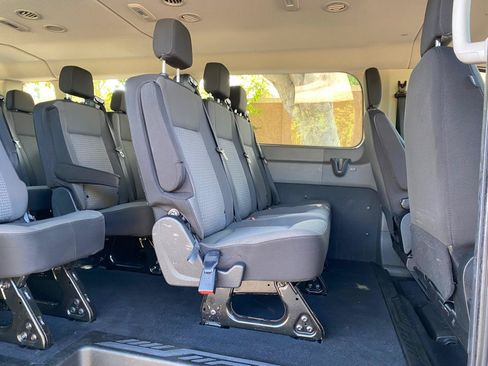 Used 2024 Ford Transit 350 XLT RWD image 33