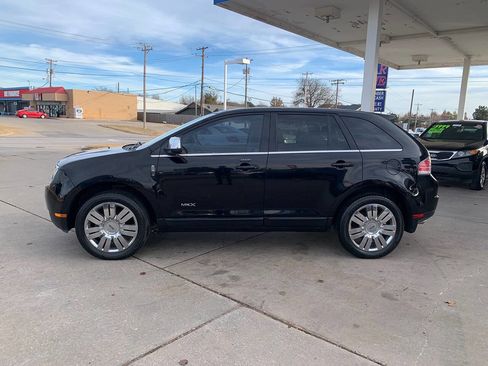Used 2008 Lincoln MKX AWD image 4