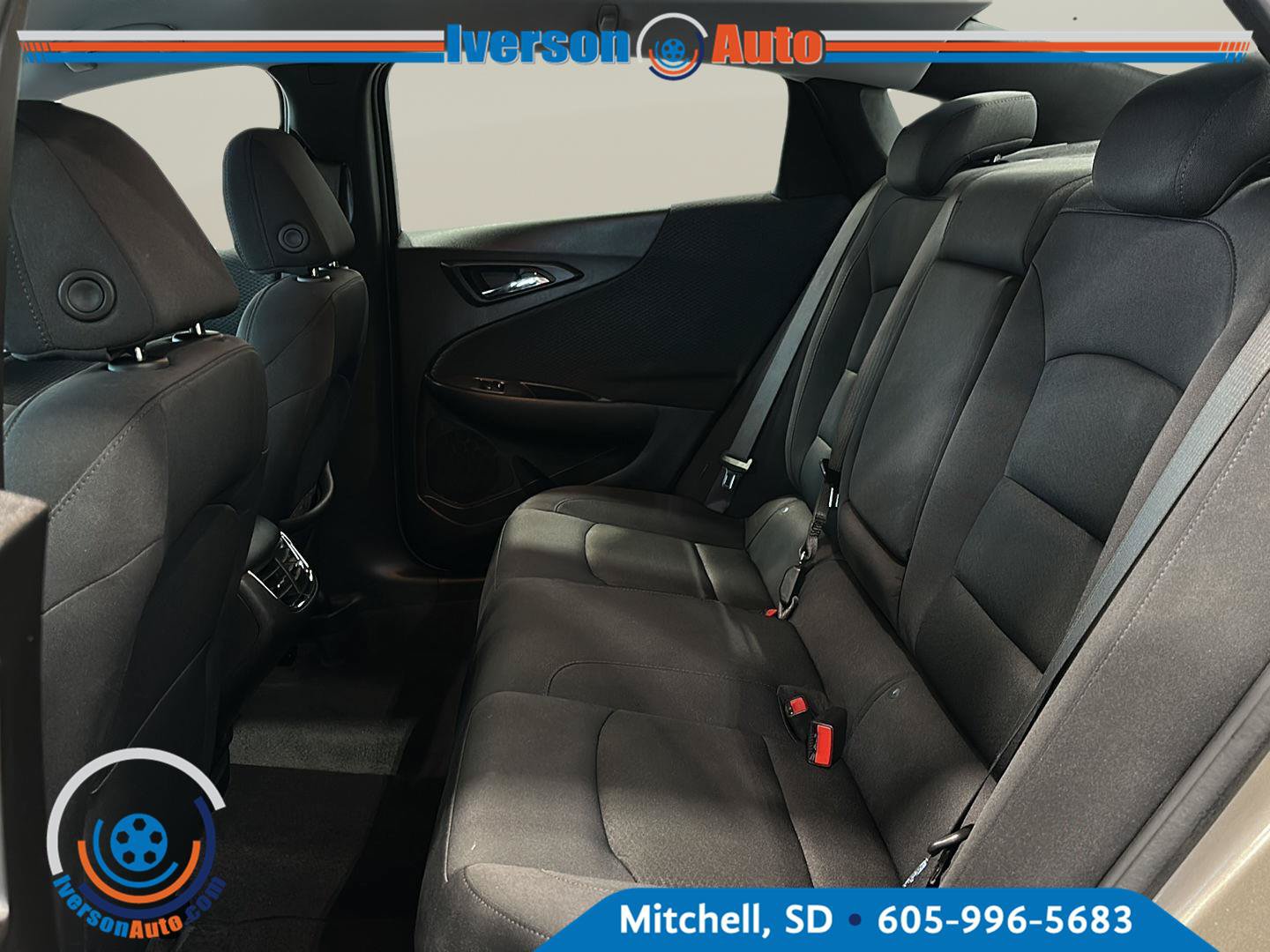 Used 2025 Chevrolet Malibu LT FWD image 24