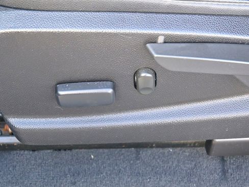 Used 2019 Chevrolet Colorado Z71 image 20