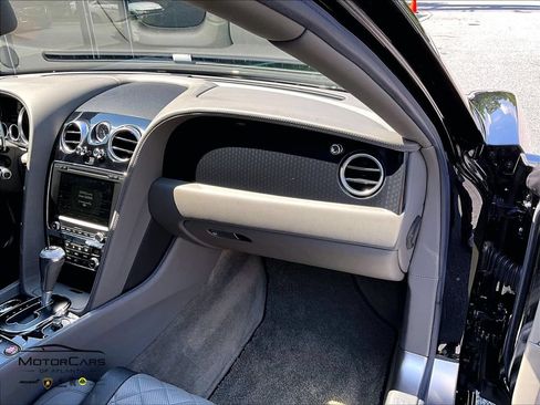 Used 2018 Bentley Flying Spur S W12 AWD/4WD image 14