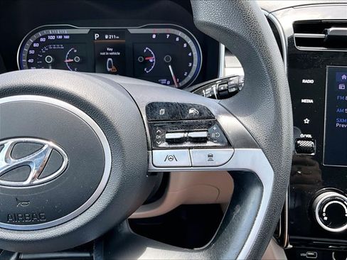 Used 2023 Hyundai Tucson SEL FWD image 21