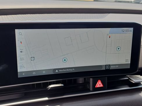 New 2026 Kia Carnival SX FWD image 24