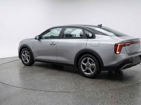 Used 2025 Kia K4 LXS image 6