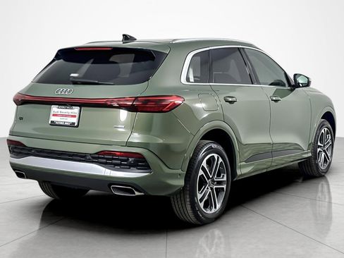 Used 2025 Audi Q5 Premium w/ 19" Wheel Package image 5