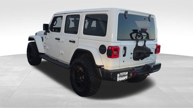 Used 2018 Jeep Wrangler Unlimited Sahara AWD/4WD image 3