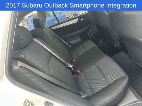 Used 2017 Subaru Outback 2.5i Premium image 23
