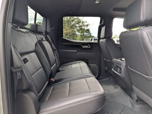 Used 2025 Chevrolet Silverado 1500 High Country w/ Technology Package AWD/4WD image 31