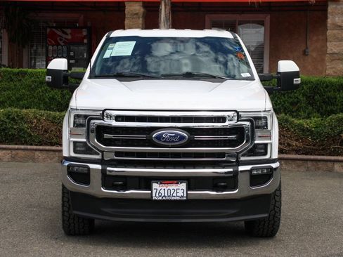 Used 2021 Ford F350 Lariat w/ Lariat Ultimate Package AWD/4WD image 3