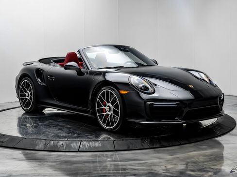 Used 2019 Porsche 911 Turbo image 26