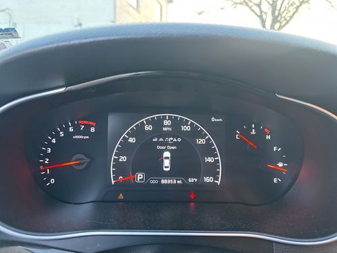 Used 2014 Kia Cadenza Premium w/ Technology Package image 14