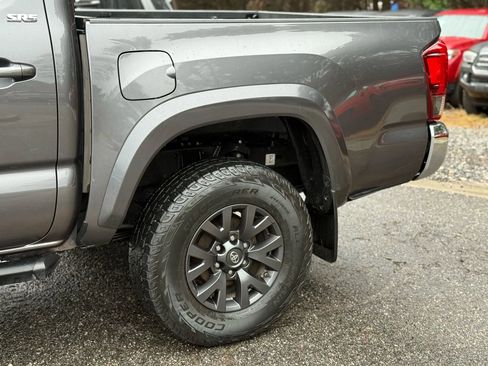 Used 2021 Toyota Tacoma SR5 w/ SR5 Appearance Package (SM) image 13