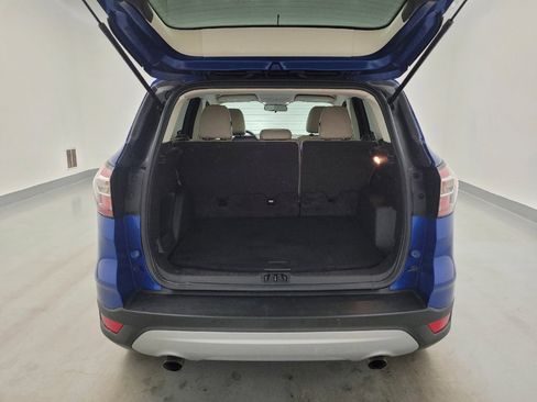 Used 2017 Ford Escape SE w/ Equipment Group 201A AWD/4WD image 29