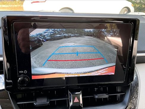 Used 2025 Toyota Corolla LE image 13