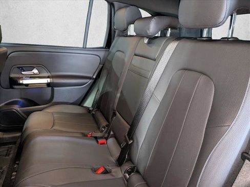 Certified 2025 Mercedes-Benz GLB 250 image 19