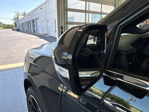 Used 2022 Ford Expedition Limited AWD/4WD image 14