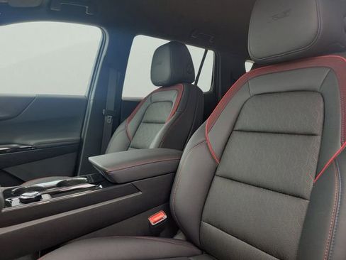 New 2026 Chevrolet Equinox RS FWD image 18