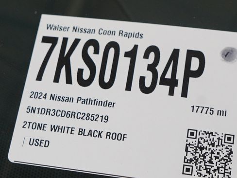 Used 2024 Nissan Pathfinder SL w/ SL Premium Package AWD/4WD image 34