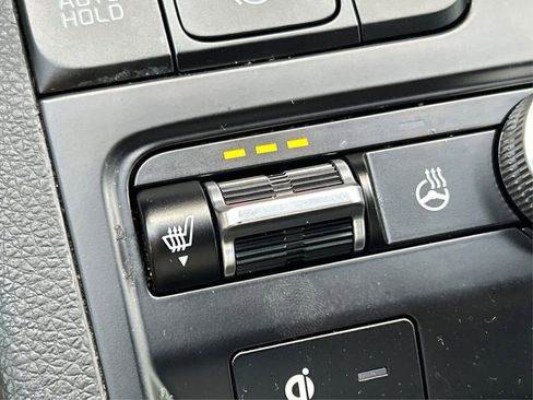 Used 2023 Kia K5 GT-Line image 42