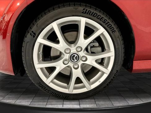Used 2015 MAZDA MX-5 Miata Grand Touring w/ Premium Package RWD image 30