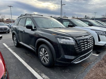 New 2026 Nissan Pathfinder SL