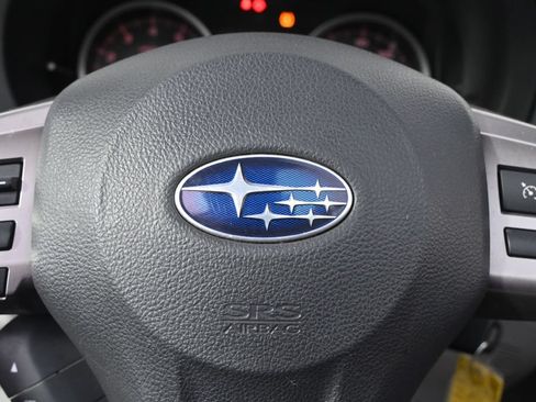 Used 2014 Subaru Forester 2.5i Premium AWD/4WD image 37