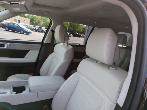 Used 2024 Hyundai Santa Fe Calligraphy image 19