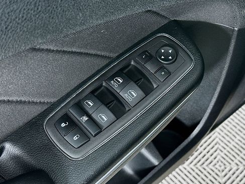 Certified 2023 Dodge Charger SXT image 23