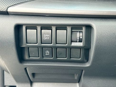 Used 2022 Subaru Forester Premium w/ Popular Package #1 AWD/4WD image 6