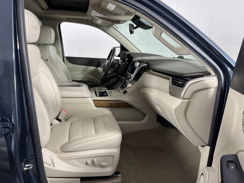 Used 2019 GMC Yukon Denali AWD/4WD image 6