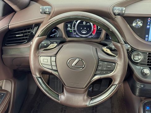 Used 2018 Lexus LS 500 AWD w/ Interior Upgrade Package image 21