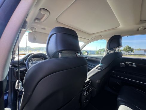 Used 2024 Genesis GV80 3.5T w/ Advanced Package image 30